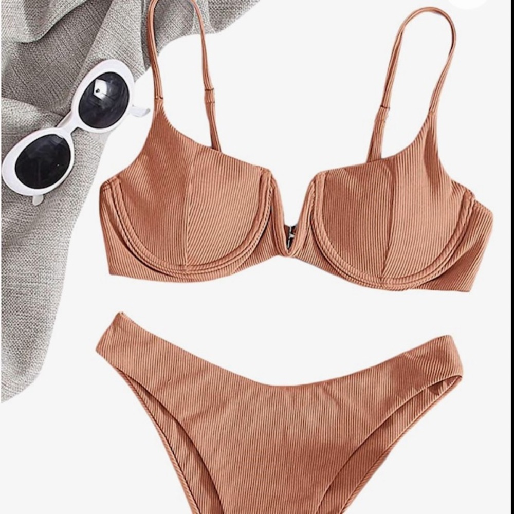 Nude / coral high leg bikini